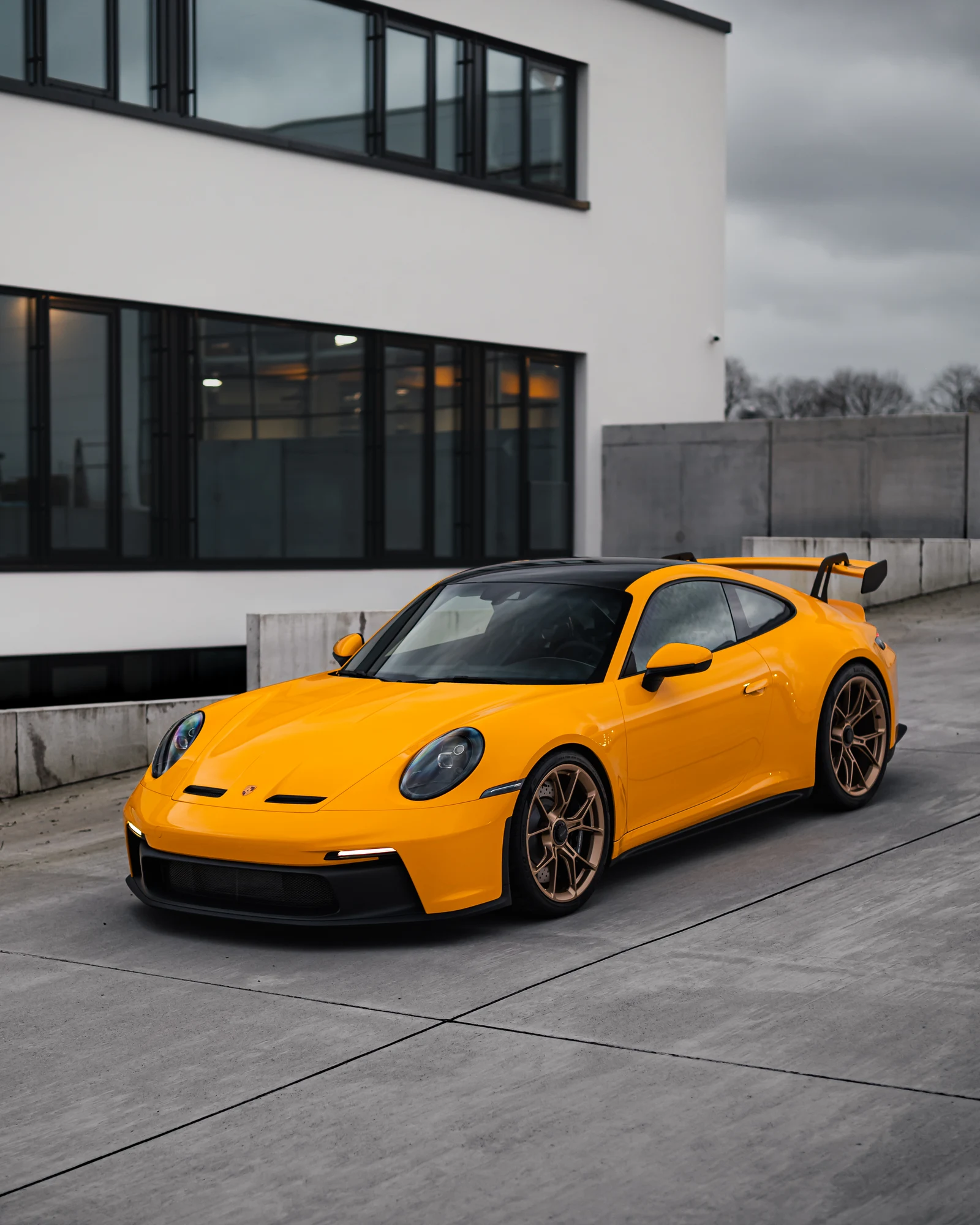 Porsche 911 GT3 – Vollfolierung in Sonnengelb mit Folien- und Felgenversiegelung