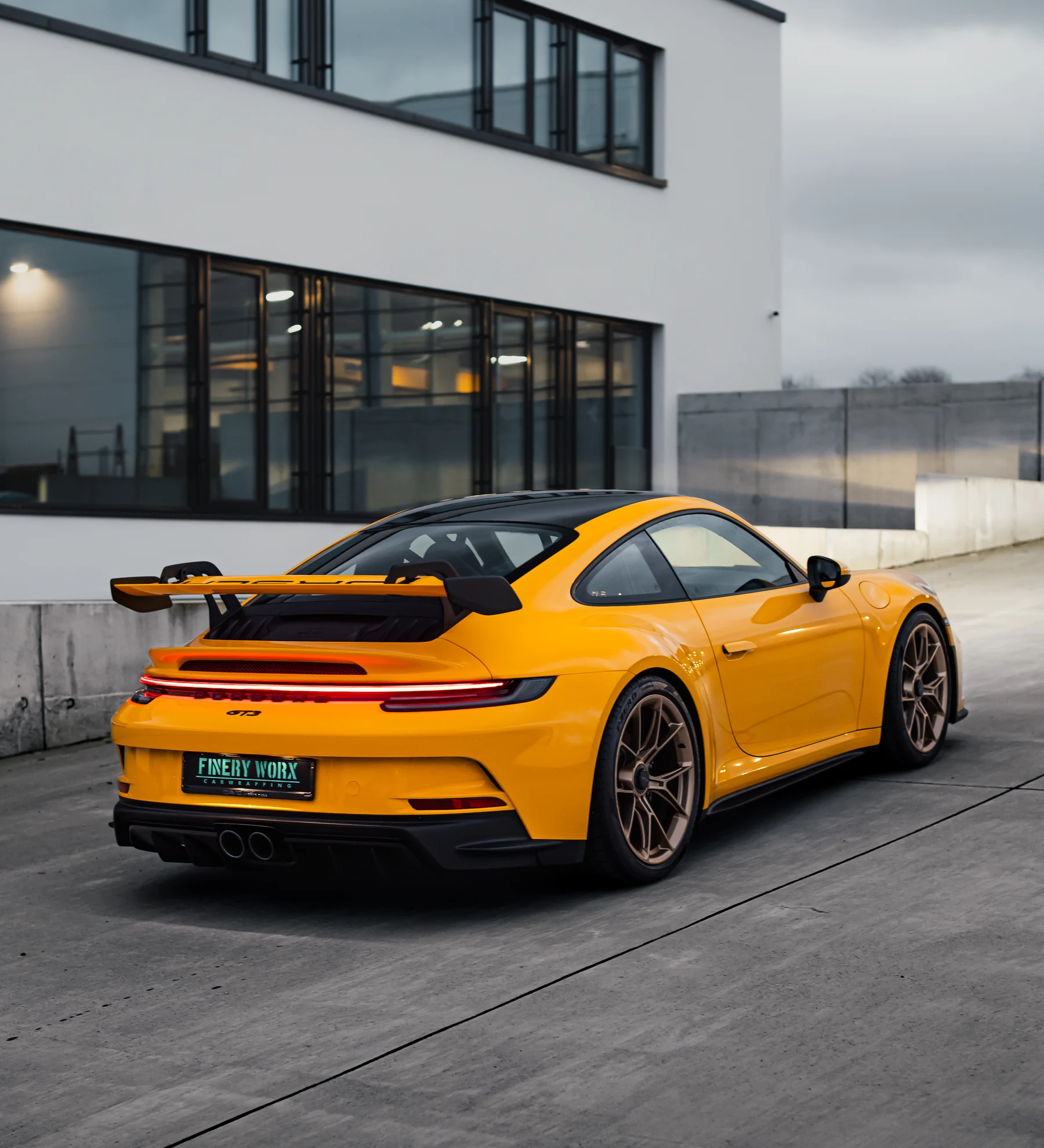 Porsche 911 GT3 – Fahrzeugfolierung, Ansicht 4