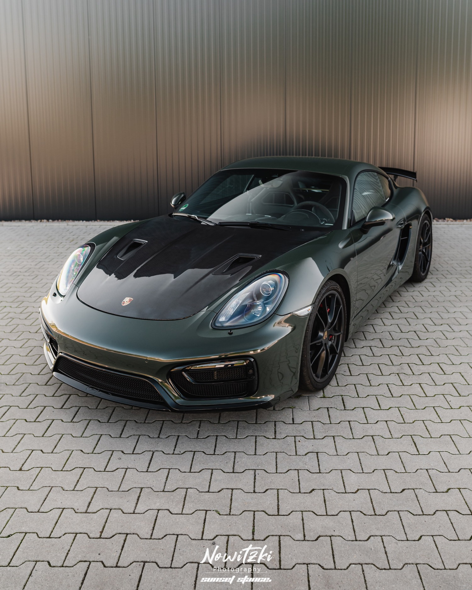 Porsche Cayman GTS – Vollfolierung in Oak Green.