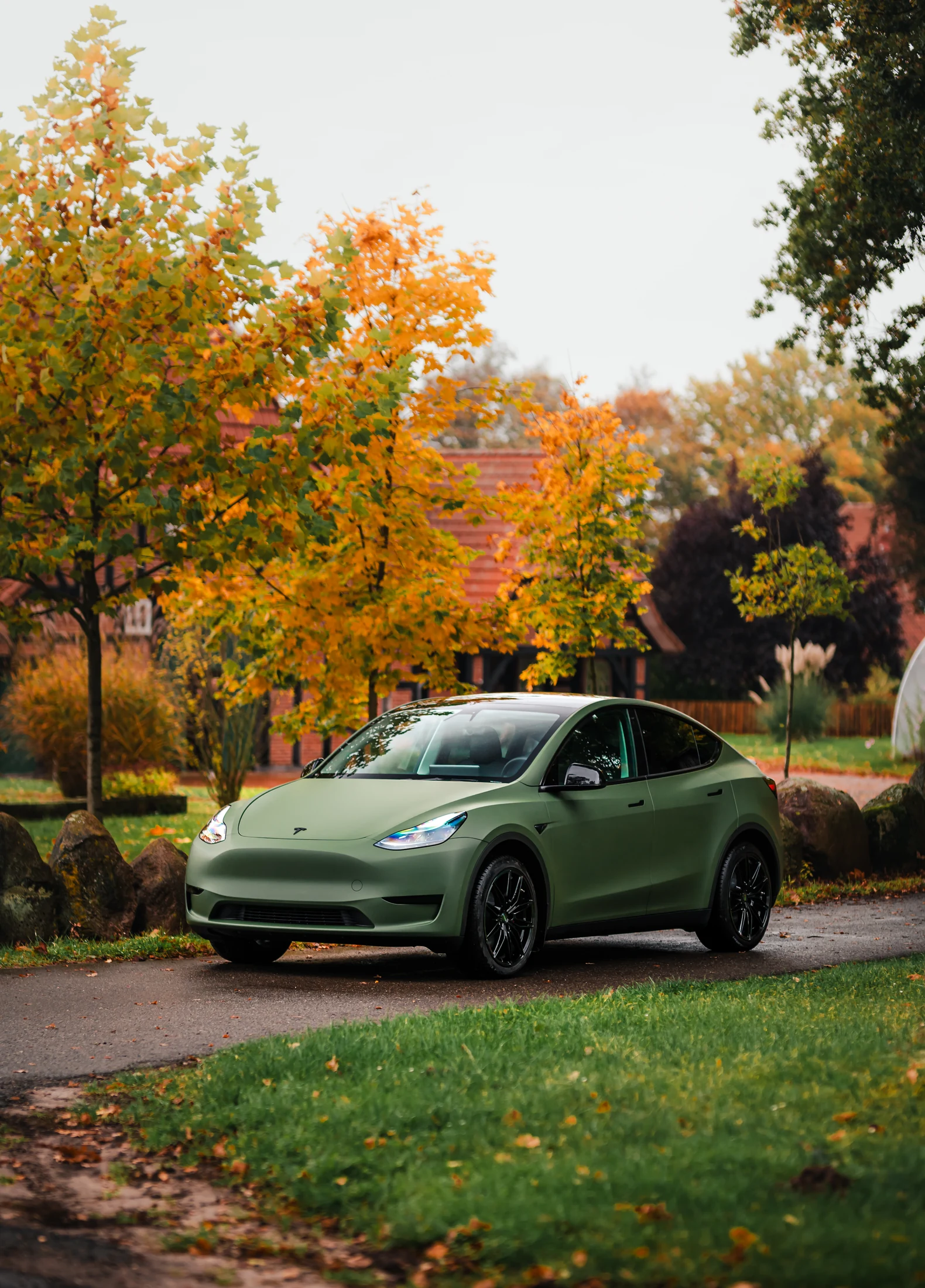 Tesla Model Y – Vollfolierung mit Versiegelung der Folie